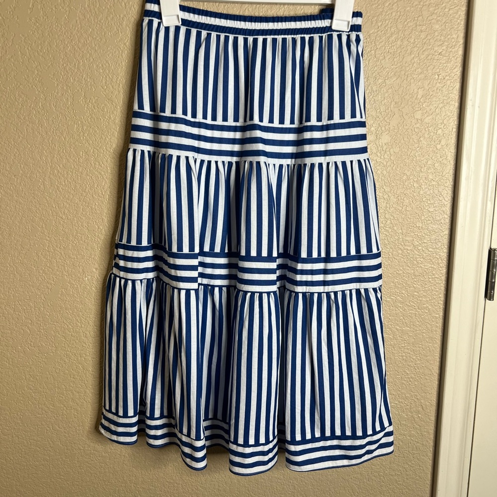 Cato brand, medium size, blue and white color